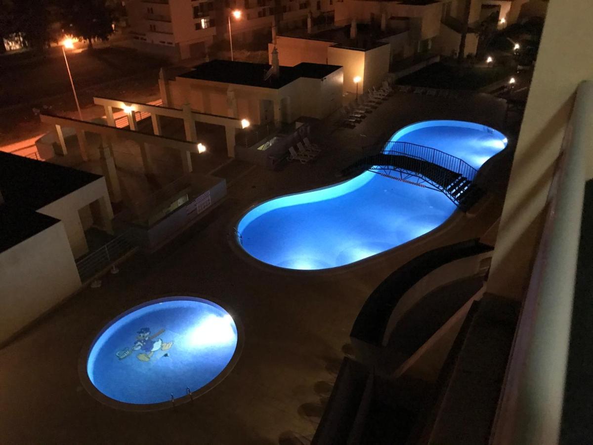 Condominio Do Mar Lagos Luaran gambar